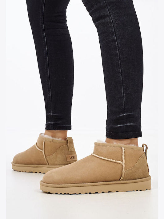 Classic Ultra Mini Suede Γυναικεία Μποτάκια με Γούνα Sand
