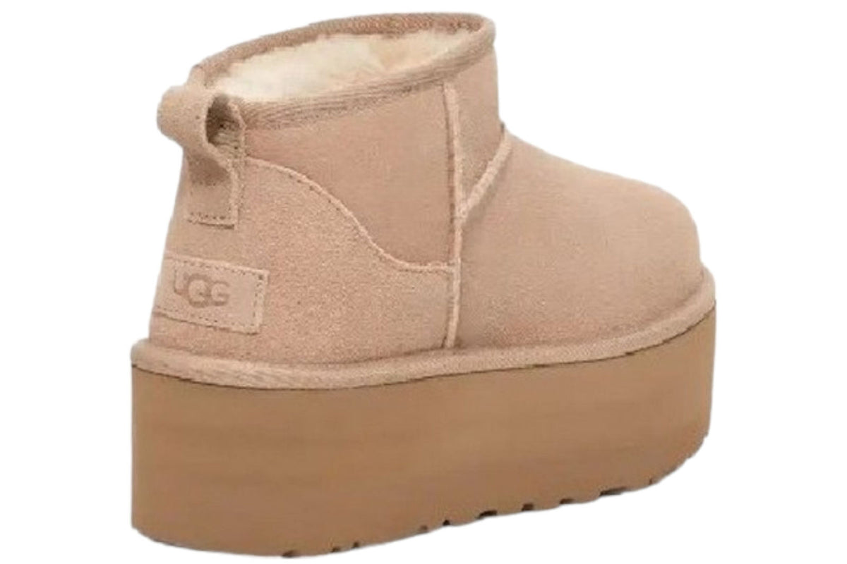 Classic Ultra Mini Platform Δερμάτινα Γυναικεία Μποτάκια με Γούνα Sand